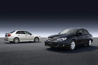 インプレッサ アネシス　コンフォートセレクションII 2.0iS（左）と1.5i。