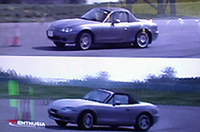 
	上が実写映像、下が｢エンスージア｣のゲーム画面。違いがわかるか？
	 