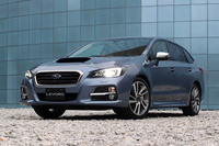 スバルの新型ワゴン「レヴォーグ」（写真は「1.6GT-S EyeSight」）
    