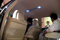 
	｢LED照明によるムラのない面発光を実現した｣という天井大型イルミネーション。
	 