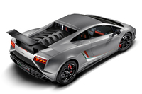 ランボの「ガヤルド」に新たなトップモデル【フランクフルトショー2013】の画像