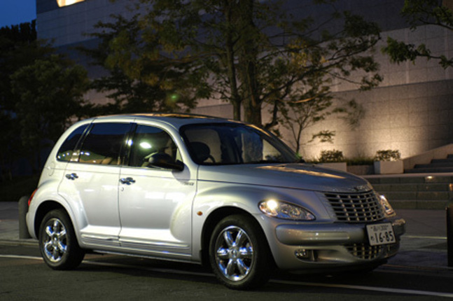 【スペック】全長×全幅×全高＝4330×1750×1600mm／ホイールベース＝2615mm／車重＝1460kg／駆動方式＝FF／2リッター直4DOHC16バルブ（141ps／5700rpm、19.2kgm／4150rpm）／車両本体価格＝290.0万円（テスト車＝同じ）