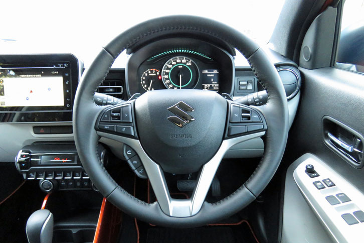 スズキ・イグニス ハイブリッドMZ（インテリア）