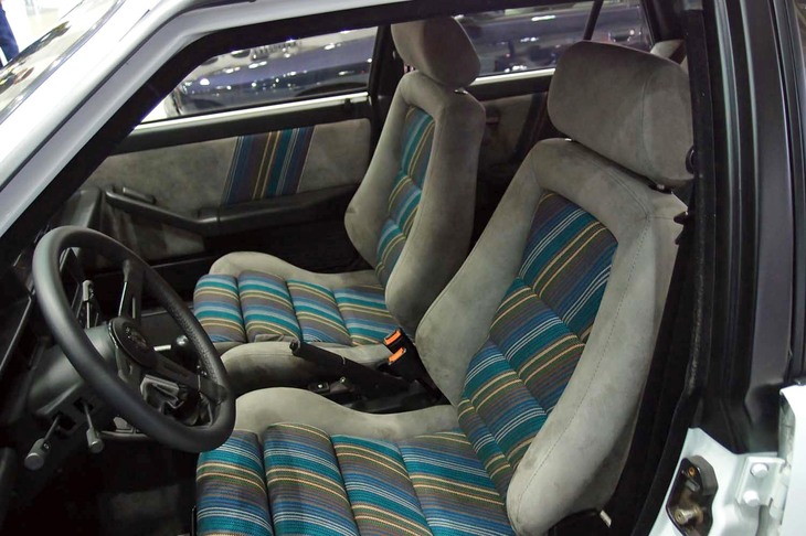 ランチア・デルタHFインテグラーレ8V（1988年）／ガレーヂ伊太利屋