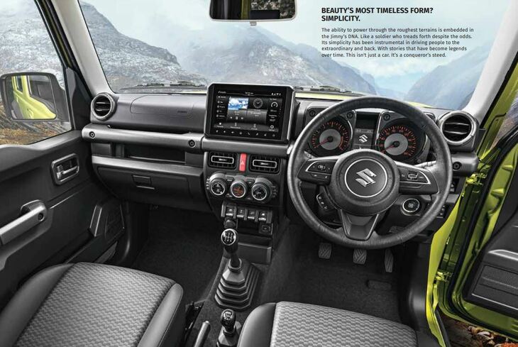 内装は日本の「ジムニー」「ジムニーシエラ」と変わらない。「Alpha」（写真）には9インチタッチスクリーンが標準装備（「Zeta」は7インチ）。