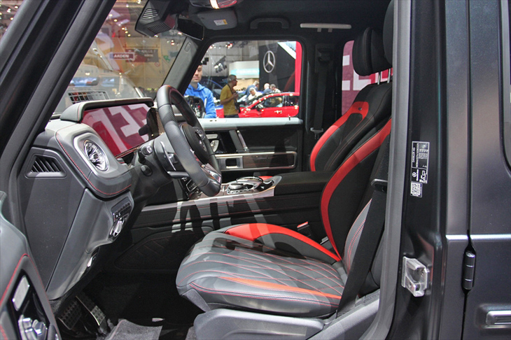 メルセデスAMG G63（フロントシート）