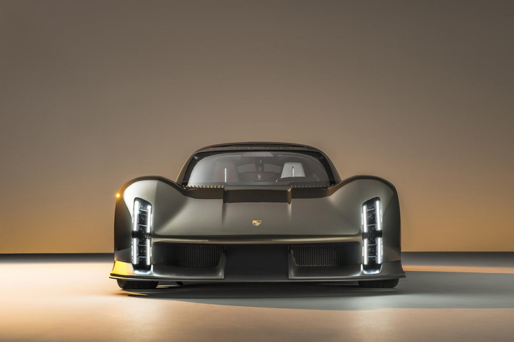 ポルシェ・ミッションX（フロントビュー）