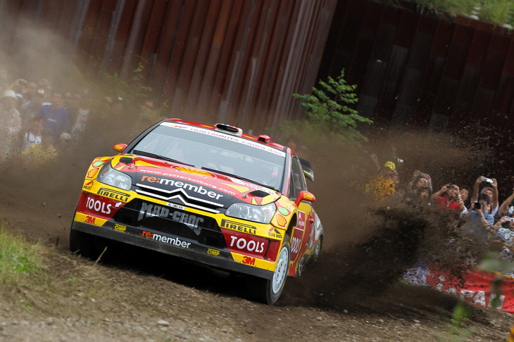 北海道で行われていたころのラリー・ジャパンの様子（写真は2010年）。新生ラリー・ジャパンは、こうしたグラベルではなくターマック（舗装路）で競われることとなる。