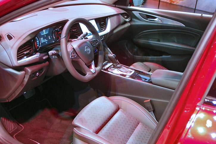 オペル・インシグニア