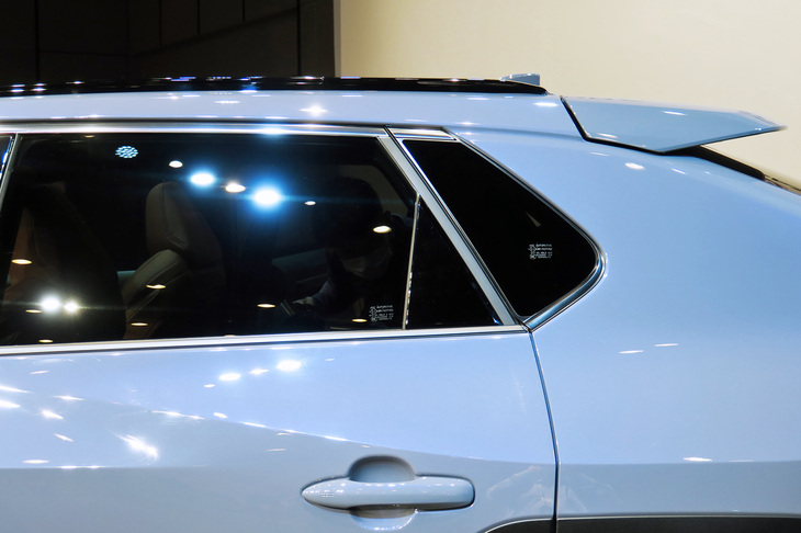 スバル・ソルテラ（ルーフライン＆ウィンドウモールディング）