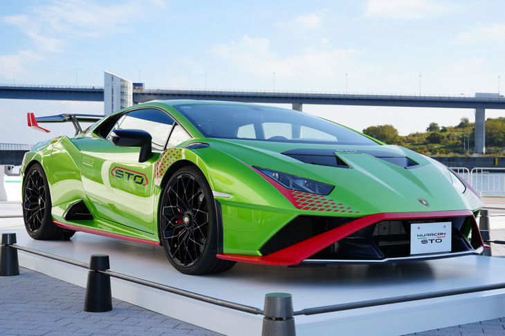ランボルギーニ・ウラカンSTO