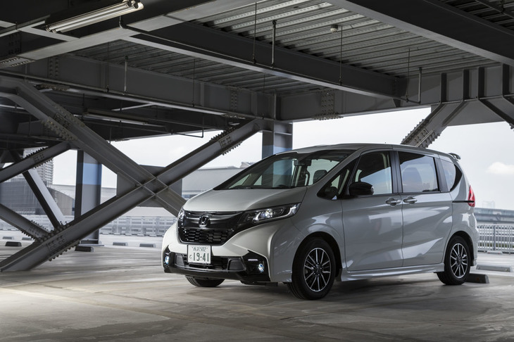 ホンダ・フリード モデューロX ホンダセンシング