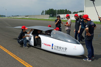 第427回：オーストラリア大陸を北から南へ3000km！世界最高峰のソーラーカーレースに挑む大学生に密着取材の画像
