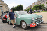 「プジョー・フレガート」。「父が乗っていたのと同型車を手にいれ、1999年にフルレストアしました」とオーナーのジェラール・ベッソン氏は語る。