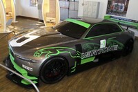 ともに展示されている「B99GT」は、GT2カテゴリーを想定した仕様。