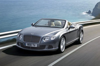 新型ベントレー「コンチネンタルGTC」デビュー【フランクフルトショー2011】