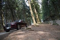 1925年の誕生以来、8代93年にわたり歴史を重ねてきた「ロールス・ロイス・ファントム」。同一の車名を今日に受け継ぐものとしては、世界最古のモデルとなる。