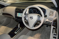 「ティアナXL」のシルキーベージュインテリア。