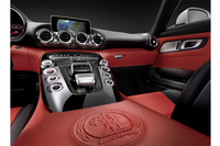 メルセデスが新型スーパースポーツを予告の画像