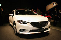 「アテンザ ワゴン」