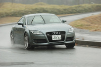 アウディTTクーペ 3.2 クワトロ（4WD/2ペダル6MT）【ブリーフテスト】の画像