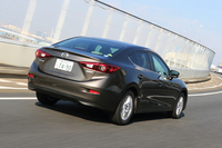 マツダ・アクセラスポーツ20S／アクセラスポーツ15S／アクセラハイブリッドHYBRID-S【試乗記】の画像