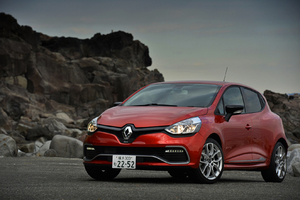 ルノー・ルーテシアR.S.」にF1マシンをイメージした限定車