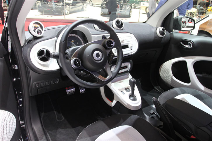 スマート・フォーツー