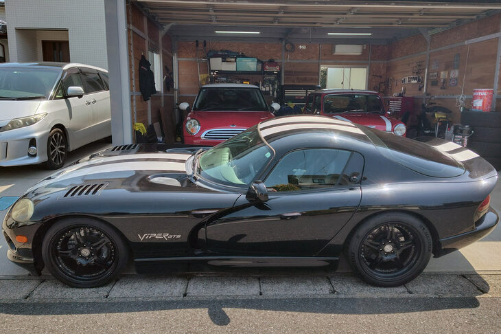 さっそく、回復した「バイパー」で千葉の朋友のもとへ。ちなみにだが（古参の読者は御存じでしょうが）、実は記者は、元「Mini」乗りなんですよ。