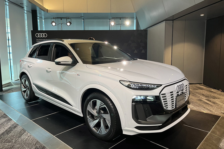 アウディQ6 e-tronクワトロ