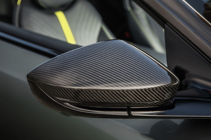 アストンマーティンDB11 AMR（サイドミラー）