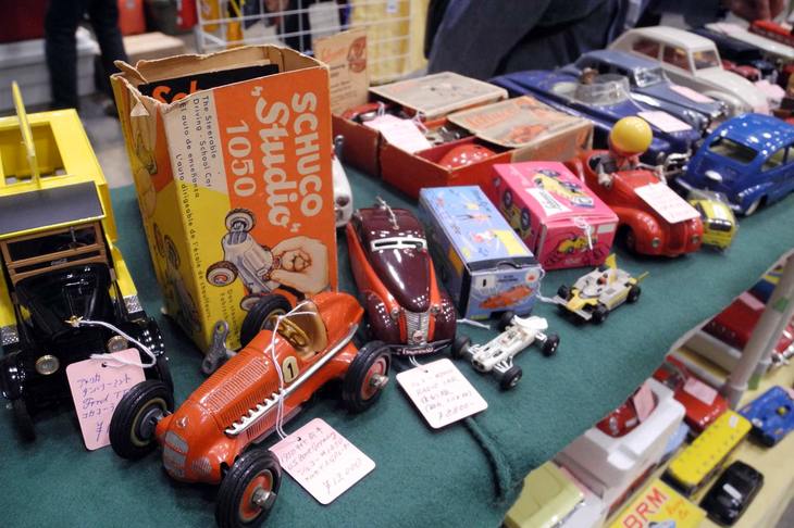 OTオートモビリアのブース。