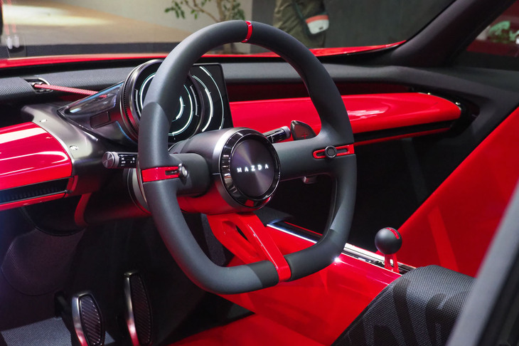 マツダ・ビジョンXコンパクト