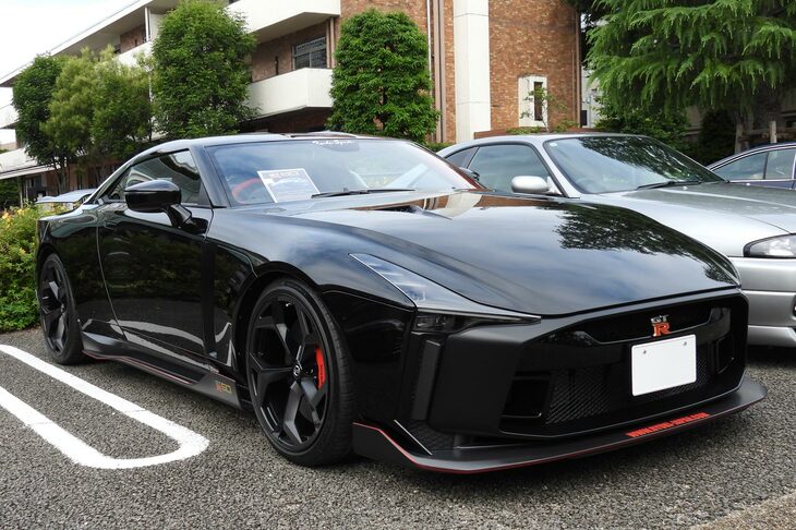 会場には貴重な「日産GT-R50 by Italdesign」の姿も。イタルデザインの創業50周年と「日産スカイラインGT-R」の誕生50周年に合わせて企画されたモデルで、2019年から2020年にかけて、50台が限定生産・販売された。価格は90万ユーロから、当時の為替で約1億1700万円からとされていた。