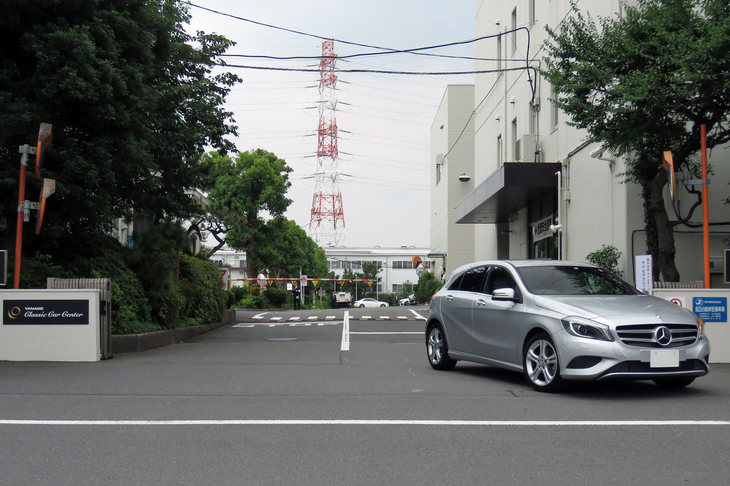 クラシックカーのレストア事業を担うヤナセクラシックカーセンターは、関東地区のアフターサービス事業の拠点である、神奈川のヤナセ横浜ニューデポー内に開設された。