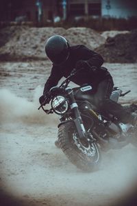 ハスクバーナが「スヴァルトピレン125」を発表　125ccの軽快なスクランブラーモデルの画像