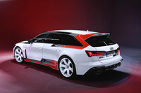 アウディが660台限定生産のハイパフォーマンスモデル「RS 6アバントGT」を発表の画像