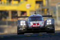 ポルシェは1号車（写真）と2号車の2台をエントリー。それぞれ、予選3番手と4番手のポジションからスタートした。