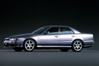 10代目は販売期間1998年～2001年という短命に終わった。