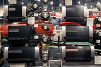 ホイールデザインで有名なチップ・フース氏がデザインしたアークオーディオの新アンプ。