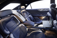 リンカーンの旗艦車種、コンチネンタルが復活【ニューヨークショー2015】の画像