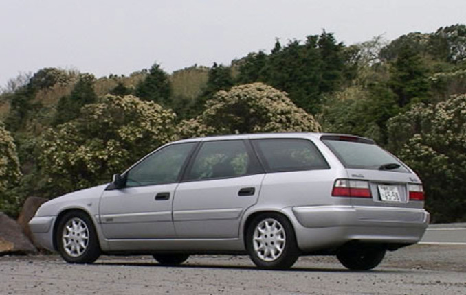【スペック】全長×全幅×全高＝4710×1755×1420mm/ホイールベース＝2740mm/車重＝1400kg/駆動方式＝FF/2リッター直4DOHC16バルブ（130ps/5500rpm、18.7kgm/4200rpm）/車両本体価格＝359.0万円（テスト車＝同じ）
