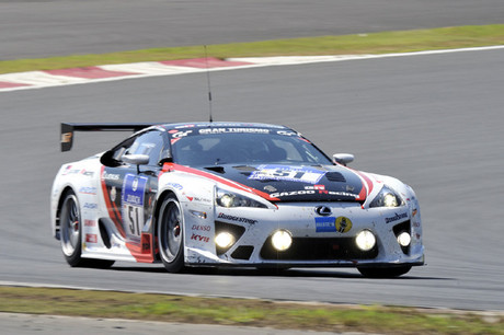 GAZOO Racing ���N�T�XLFA�^GRMN �X�|�[�c�n�C�u���b�h�R���Z�v�g�^iQ GRMN�{�X�[�p�[�`���[�W���[�R���Z�v...