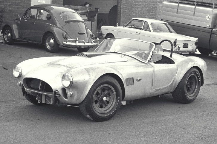 「シェルビー・コブラ」