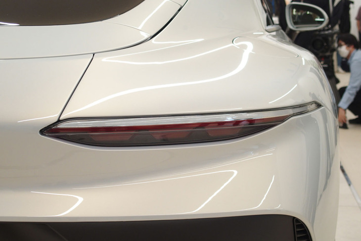 ベントレー・マリナー バトゥール（リアコンビランプ）