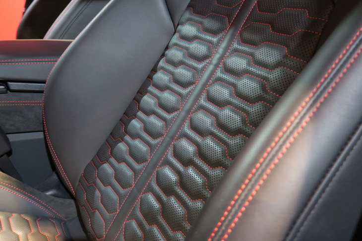 アウディRS 7スポーツバック（フロントシート）