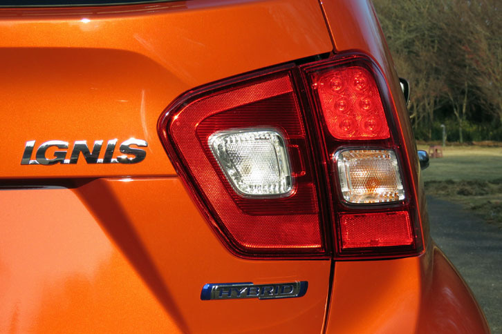 スズキ・イグニス ハイブリッドMZ（リアランプ）