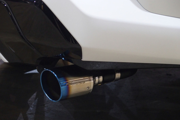 トヨタRAV4 PHEV-SPORTY PKG（マフラー）