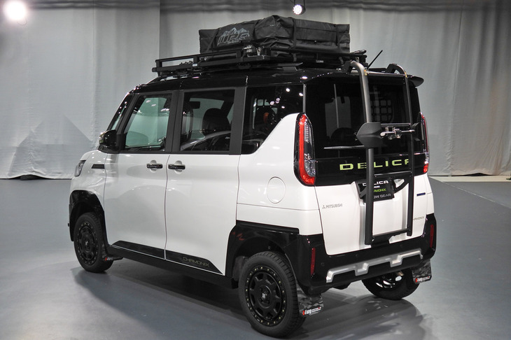 三菱デリカミニCHAMONIX SNOW GEAR（エクステリア）