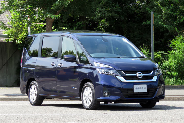 日産セレナG（エクステリア）